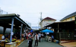 田尻漁港の朝市・野菜