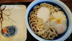 丸亀製麺のとろ玉うどん・お得サイズ